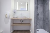 salle-de-douche-hotel-le-mans
