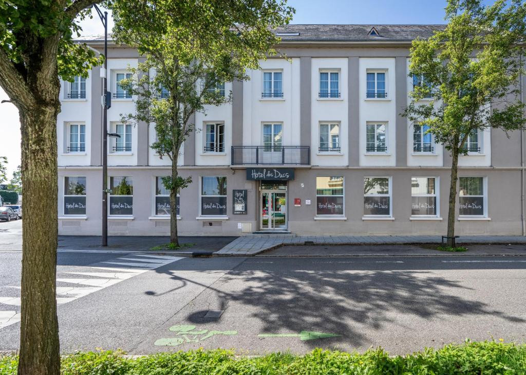 Hôtel 3 étoiles à 50mn du circuit des 24 Heures