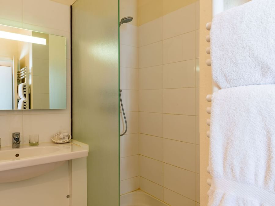 newbrand-7204-detail-salle-de-bain-2403-standard-copie-1110