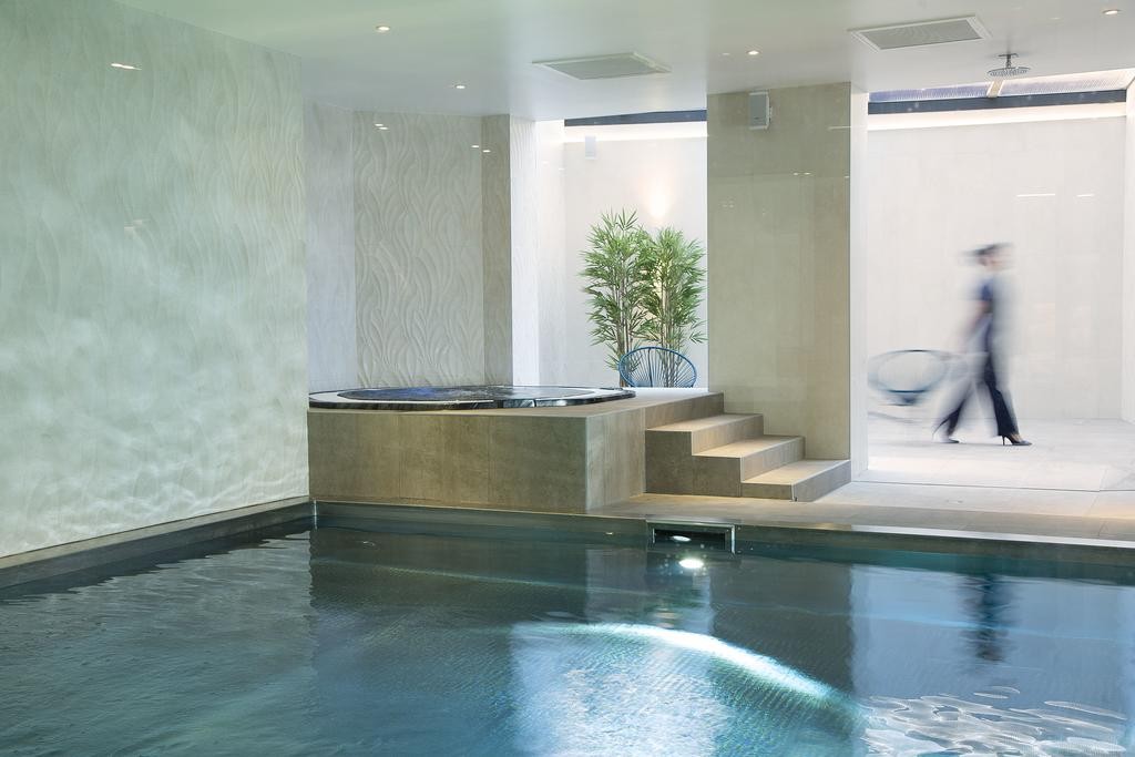 piscine-hotel-24-heures-du-mans