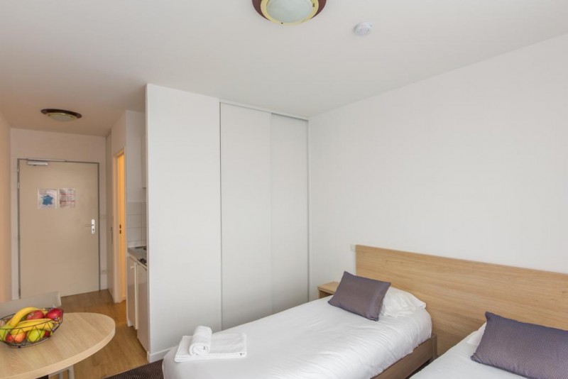 chambre-twin-hotel-le-mans