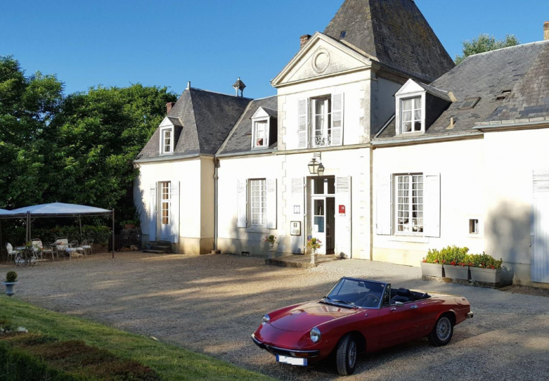 château hôtel à 25mn du circuit des 24H château hôtel à 25mn du circuit des 24H