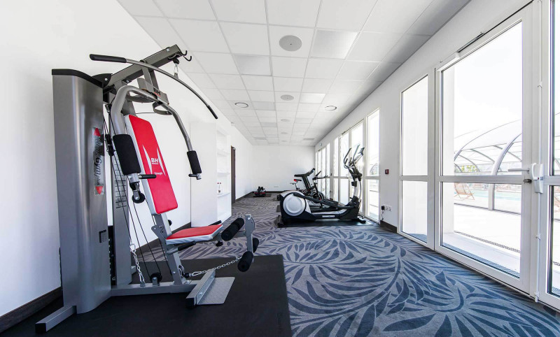 hotel-salle-de-sport-1-835 hotel-salle-de-sport-1-835