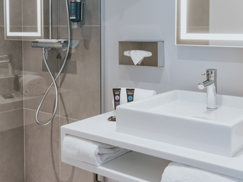 hso82-salle-douche-712 hso82-salle-douche-712