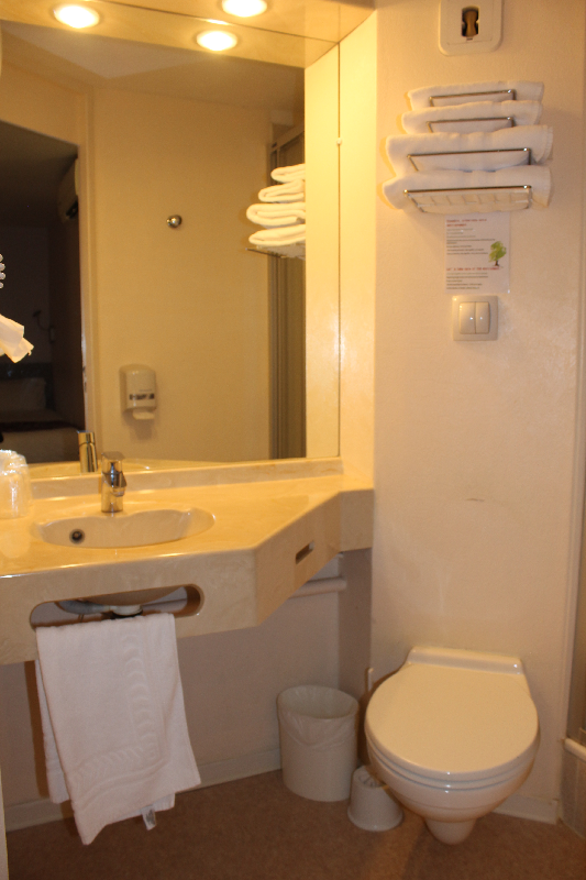 lmhn5-salle-de-douche-wc-829 lmhn5-salle-de-douche-wc-829