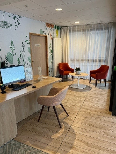 residence-bureau-847 residence-bureau-847