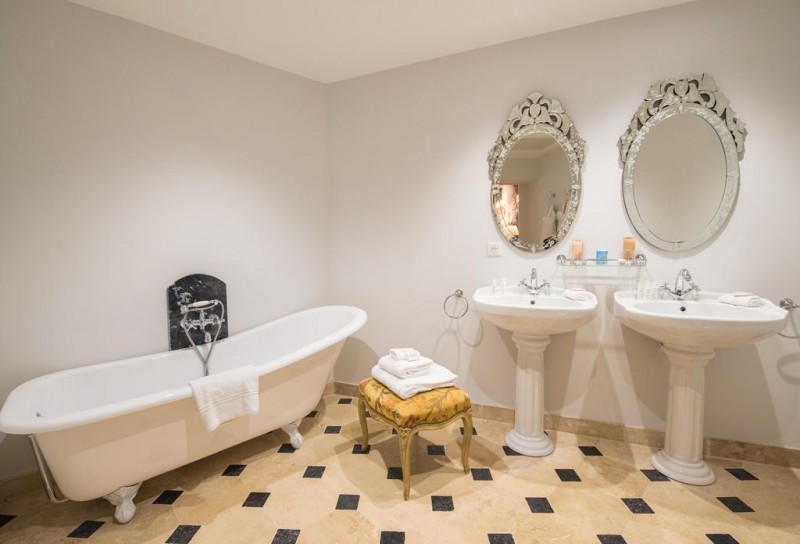 Bathroom bathroom-hotel-le-mans
