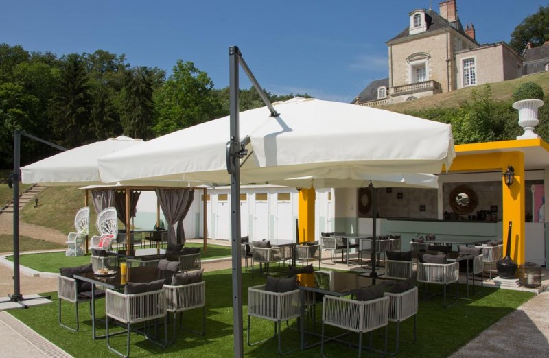 Terrace terrace-hotel-close-to-circuit