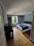 Room 4 - 16 min from the circuit