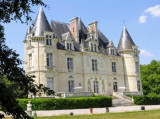 Castle located 35 minutes from the 24 Heures du Mans circuit