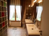 bathroom_24h_dumans_b&b