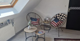 Living room - 20 minutes from the circuit