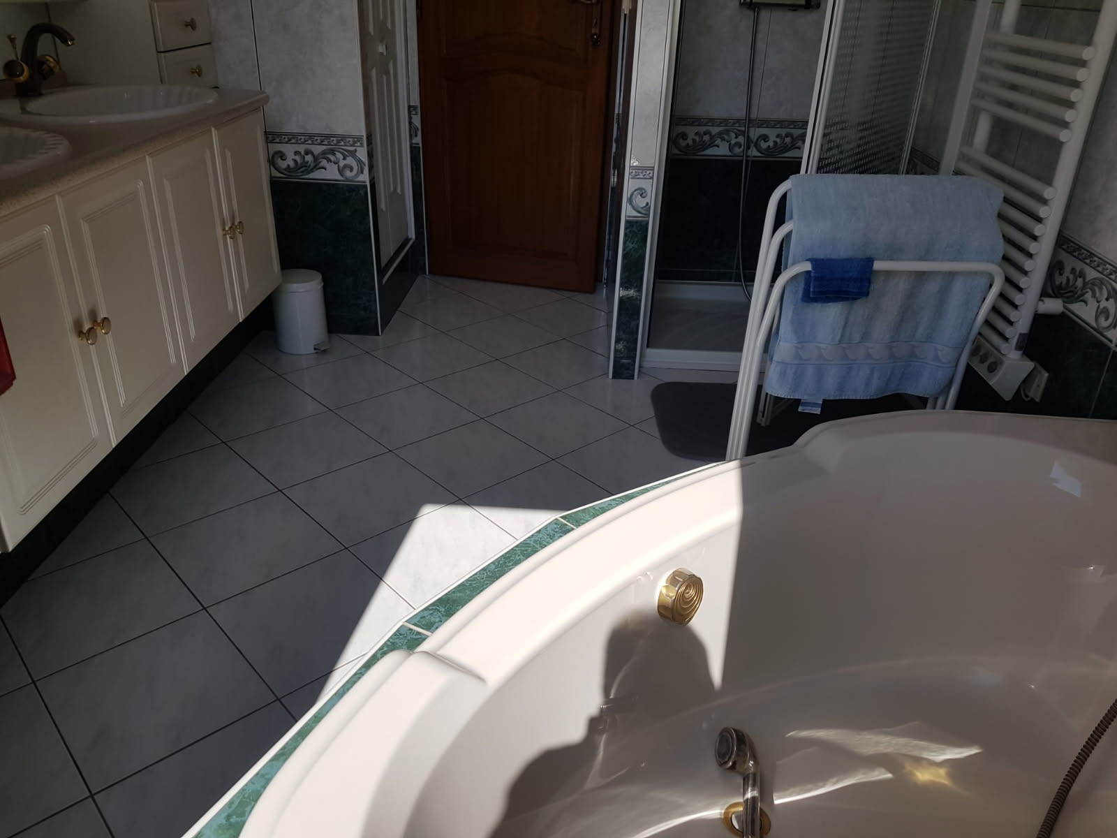 2salledbain-16633