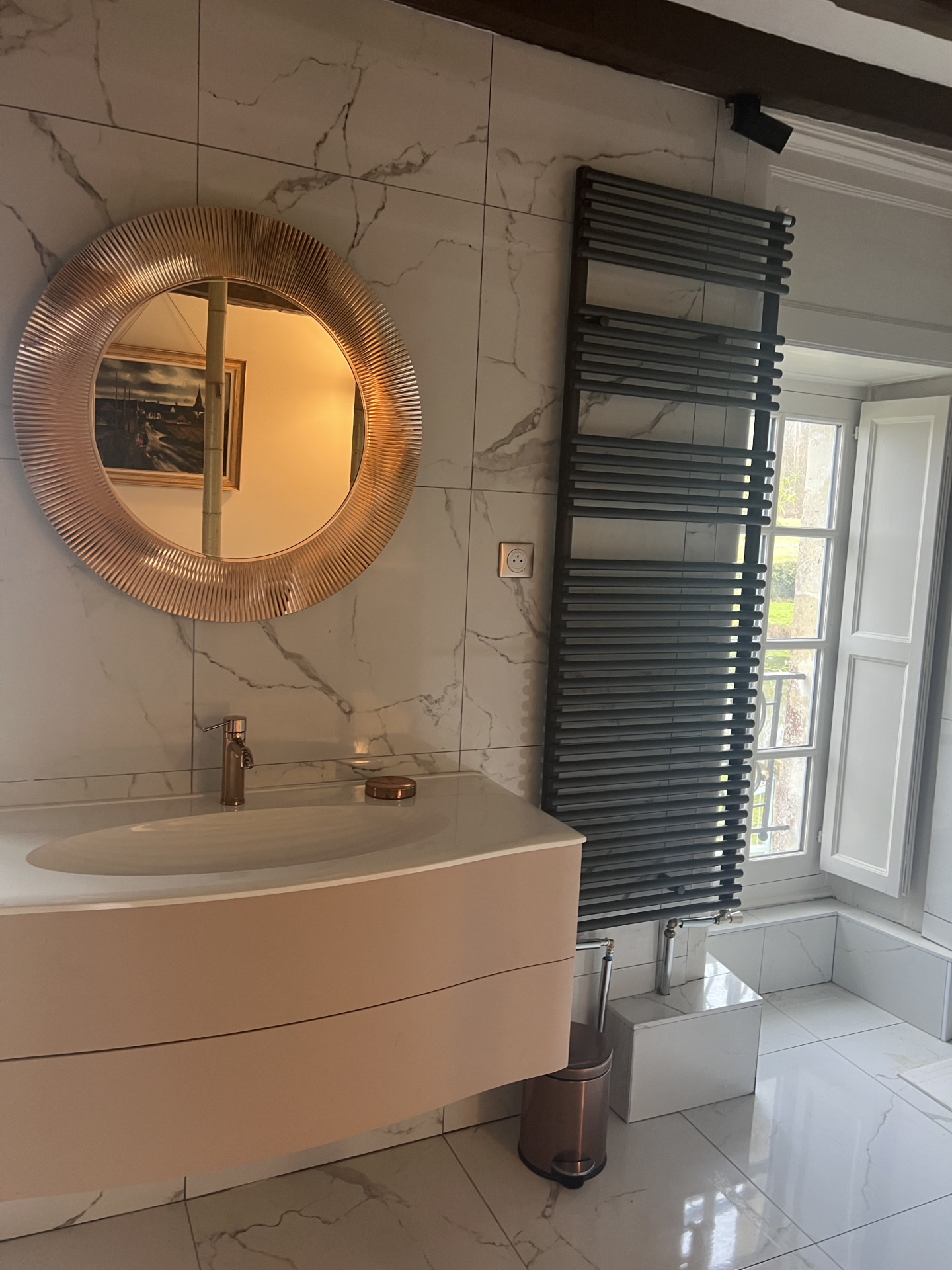 5 chambres avec salles de bain privatives à 20mn du circuit