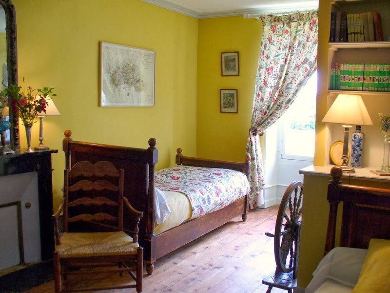 ch-774-s-chambre-jaune-4235