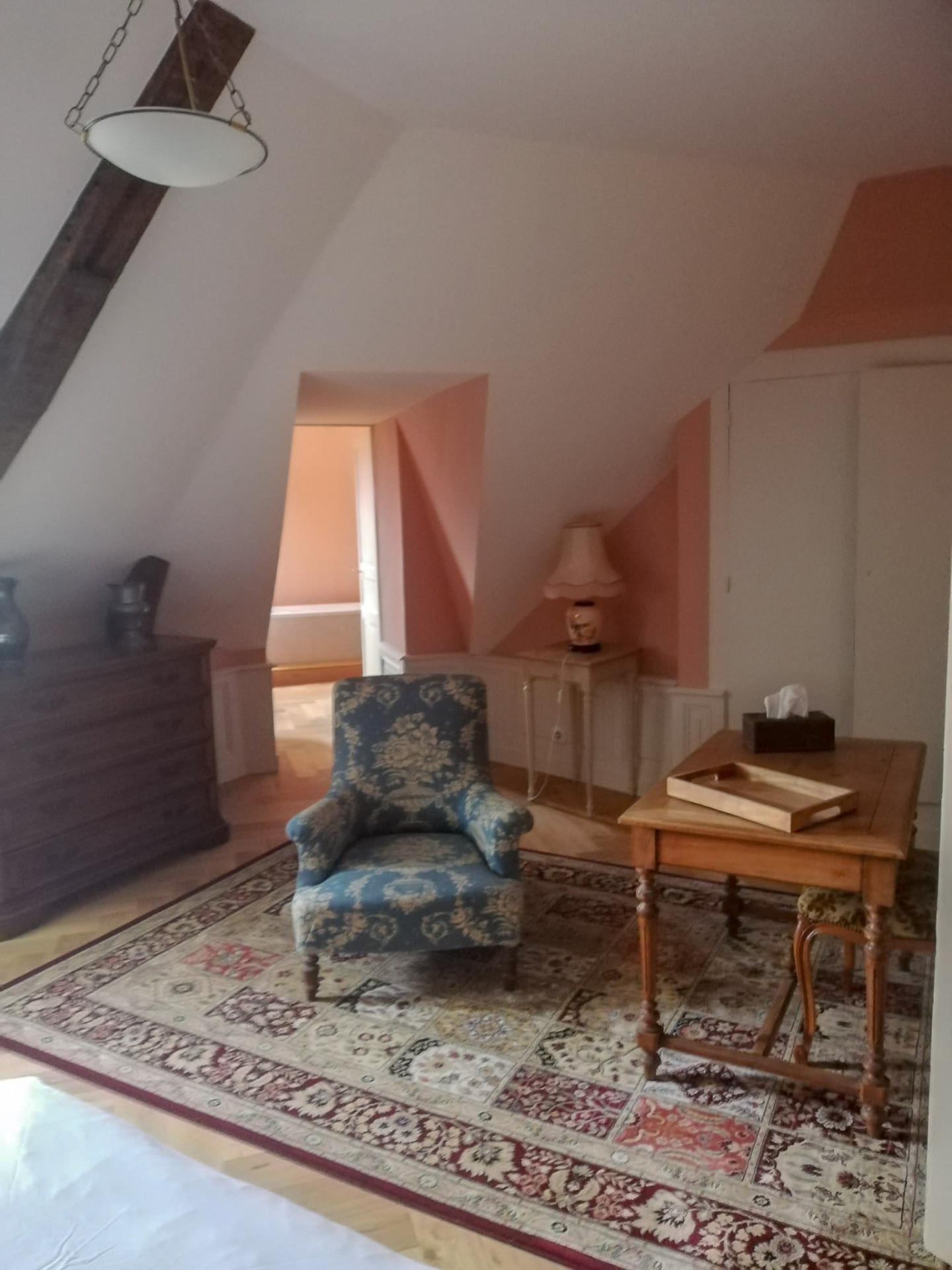 Chambre 1 avec salle de bain
