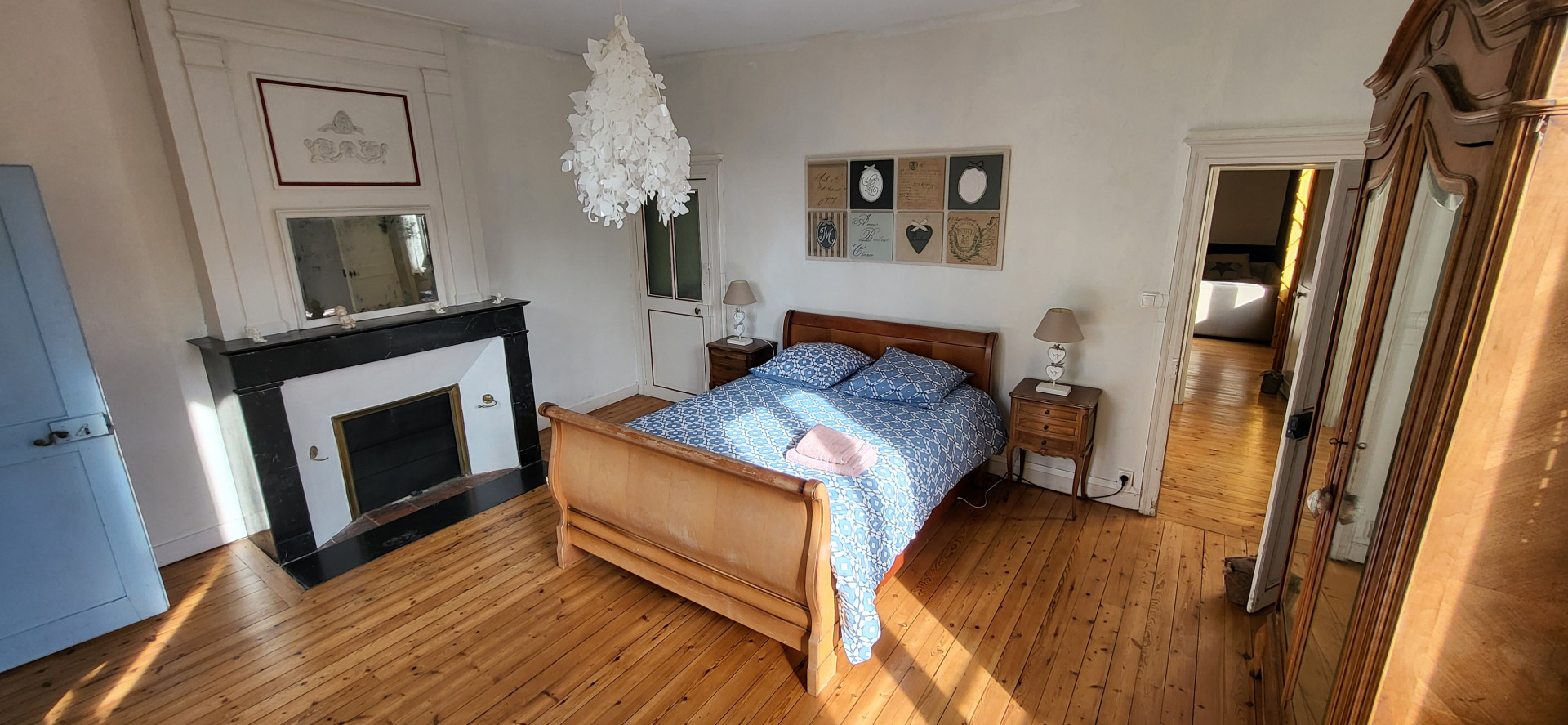 Bedroom 1 - Double bed	
