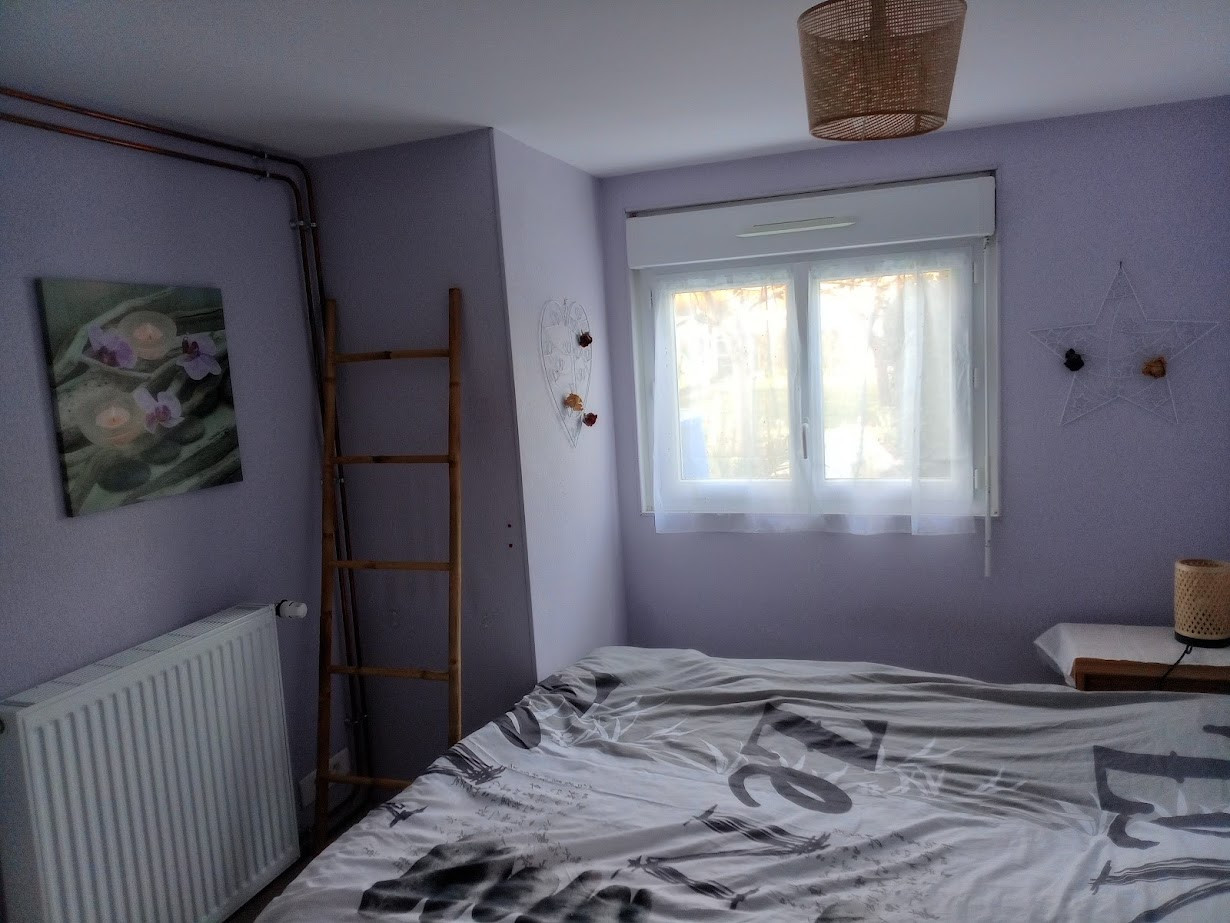 chambre - 15mn du circuit des 24H chambre - 15mn du circuit des 24H