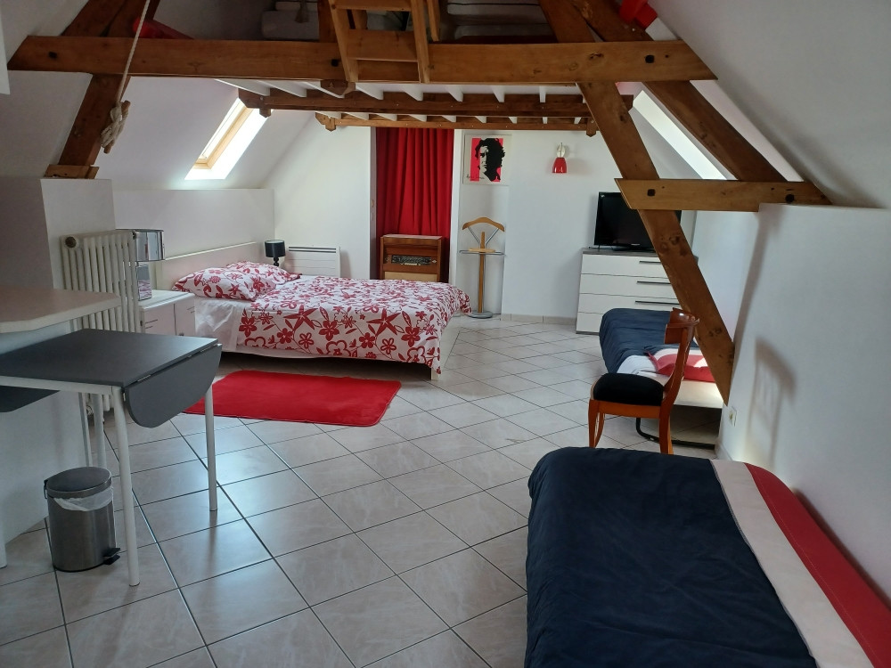 chambre 2 à 10mn du circuit des 24H