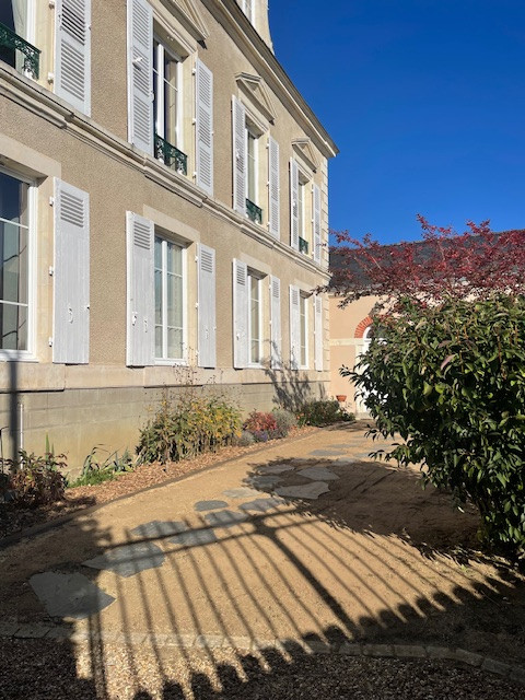 Chambre d'hôte avec salle de bain privative à 20mn du circuit Chambre d'hôte avec salle de bain privative à 20mn du circuit