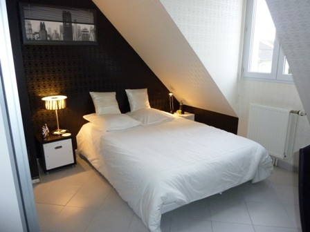 Double_room_lemans_race_24h_b&b