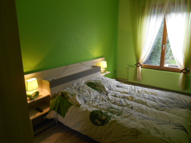 Double_room_lemans_24h_b&b