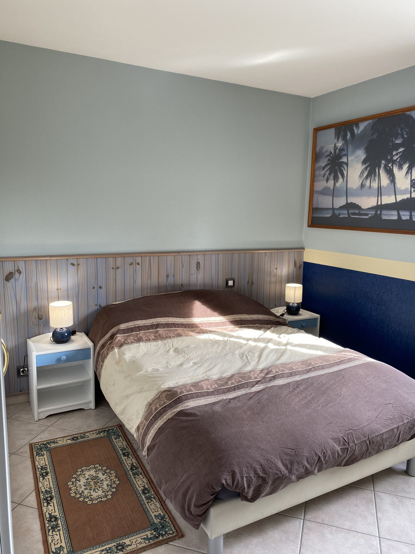 double room - bed and breakfast 15 minutes from the 24-hour race circuit