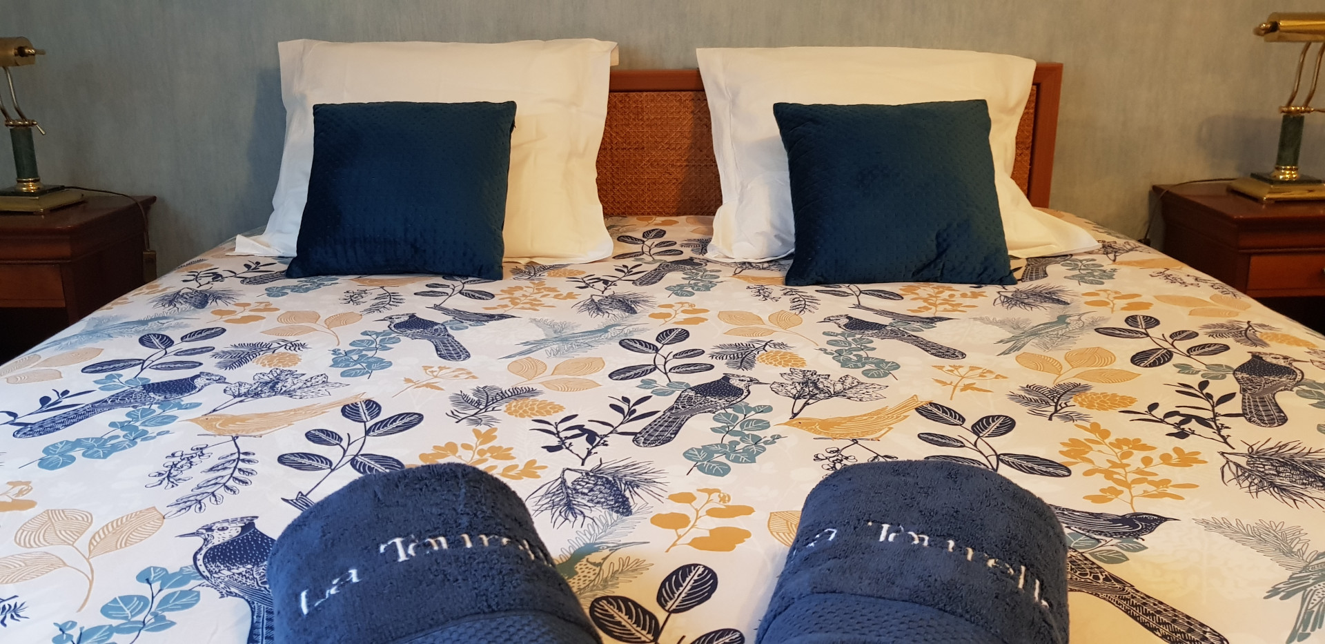 double room - Comfortable B&B 7 minutes from the 24-hour race circuit