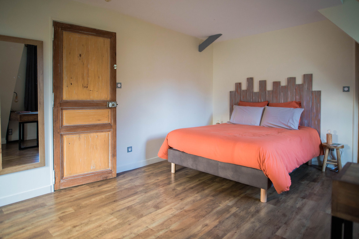 chambre- gîte à 12mn du circuit des 24H