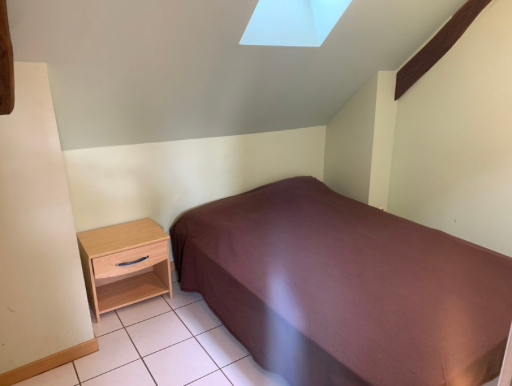gite room 20 minutes from the circuit	
