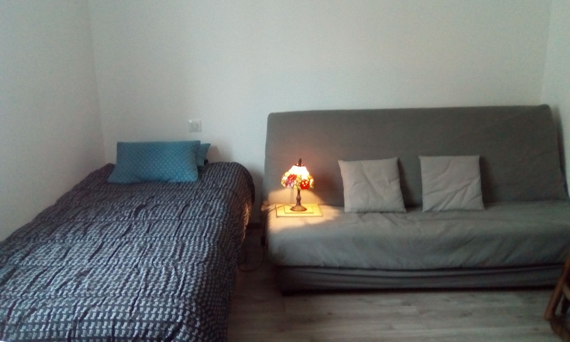 Chambre lit simple + lit  BZ