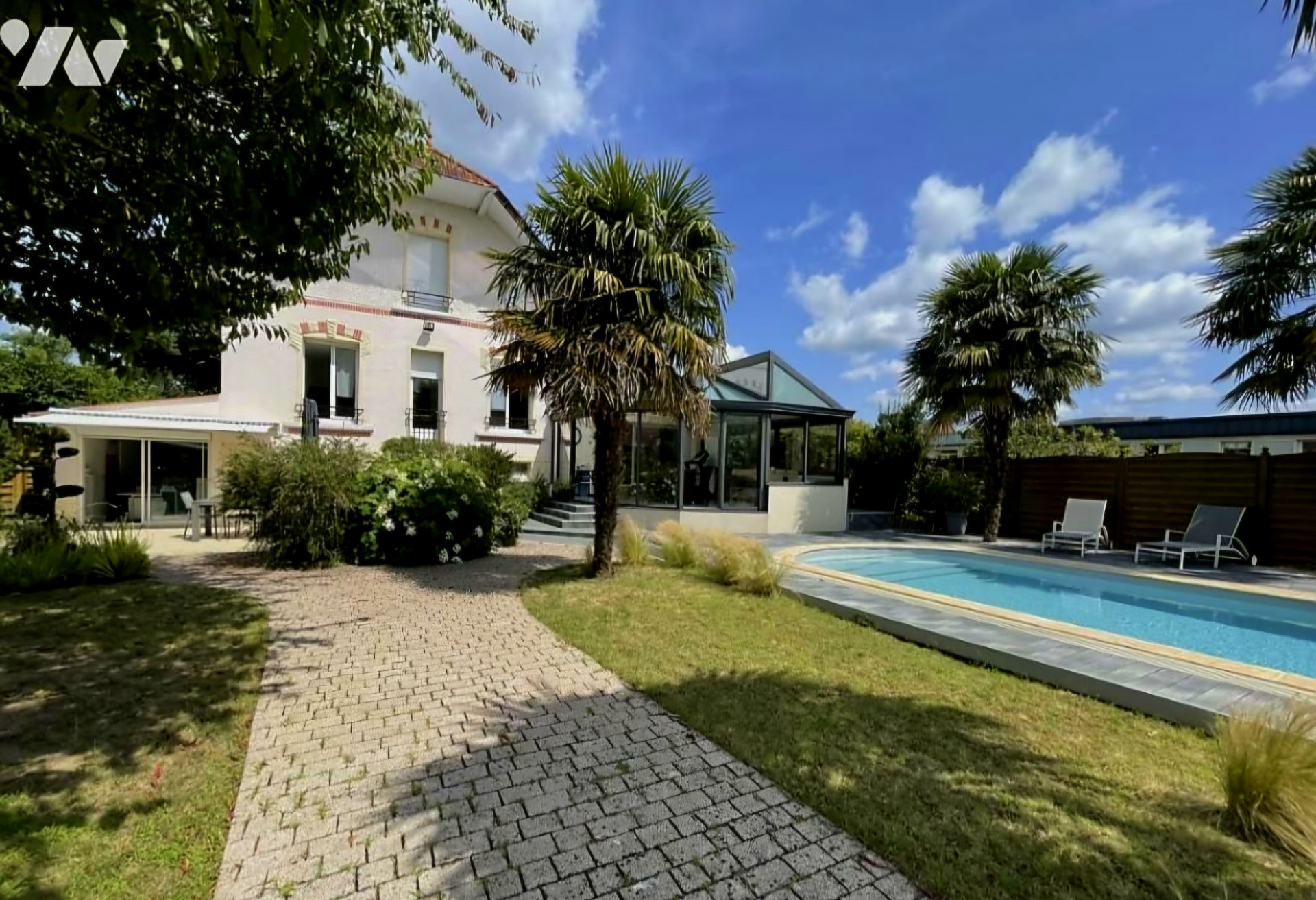 Charmante maison proche circuit Charmante maison proche circuit