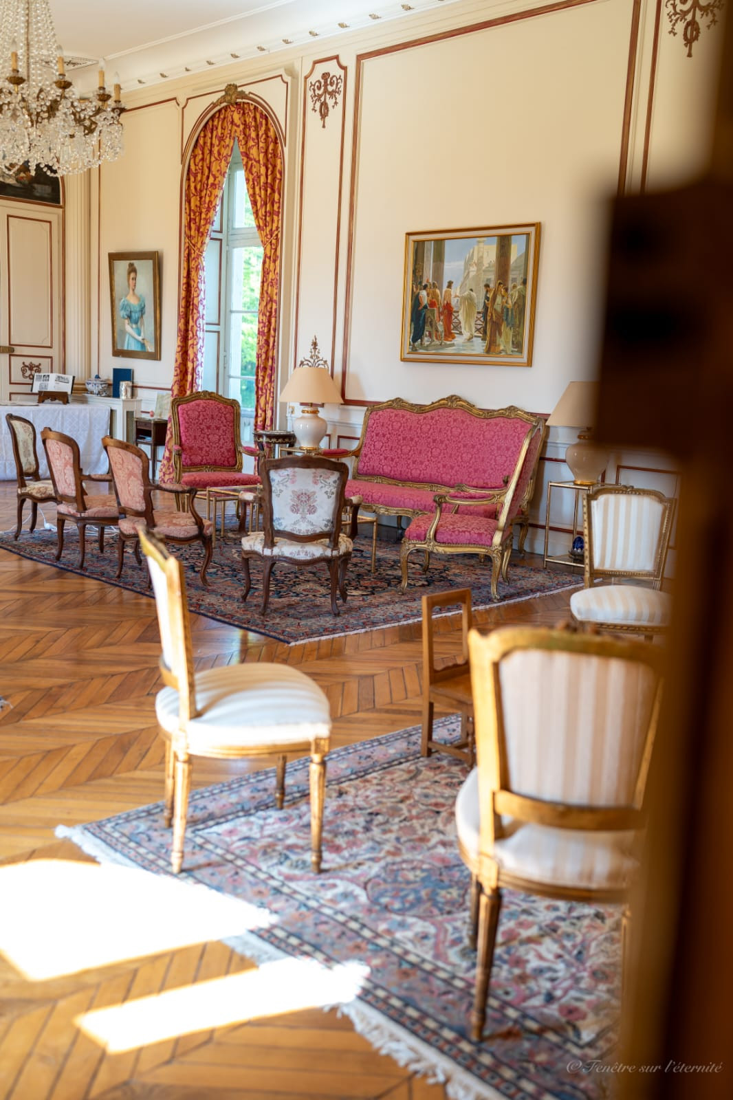 Castle located 35 minutes from the 24 Heures du Mans circuit