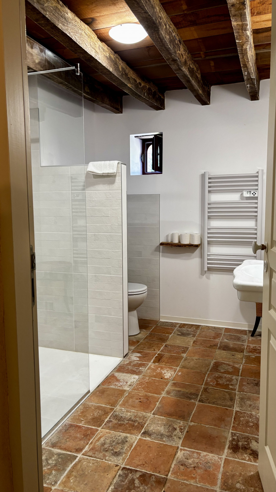 Domaine 5 chambres avec salles de bain privatives à 30mn du circuit