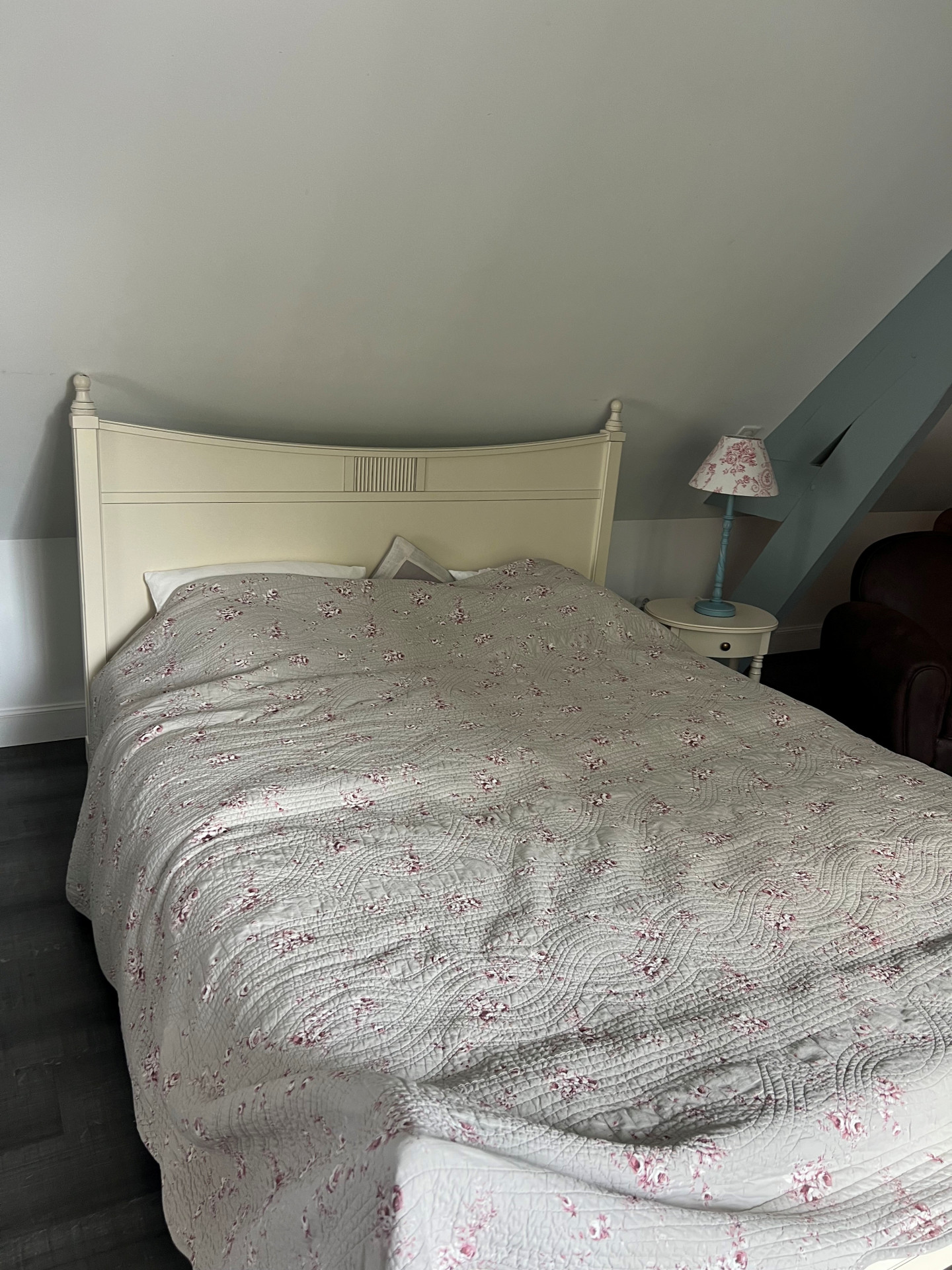 dortoir - domaine à 15mn du circuit dortoir - domaine à 15mn du circuit