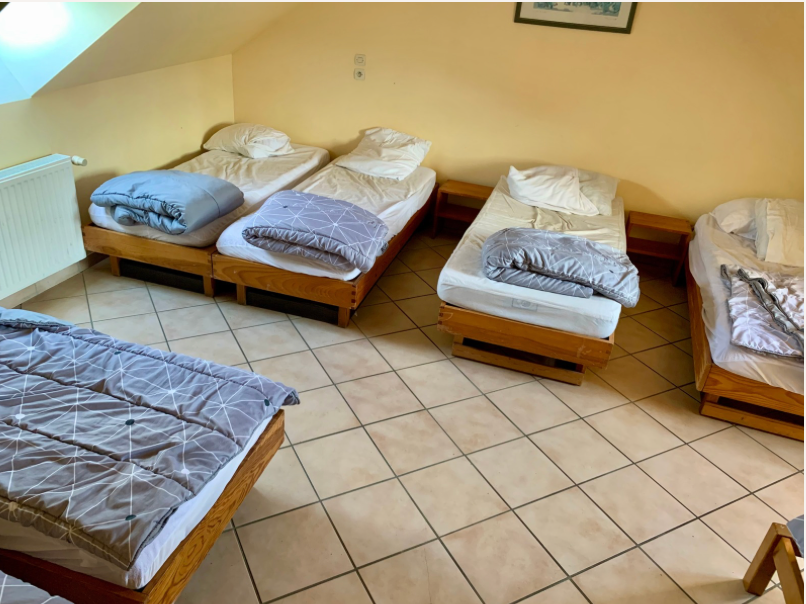 gite dormitory 20 minutes from the circuit	