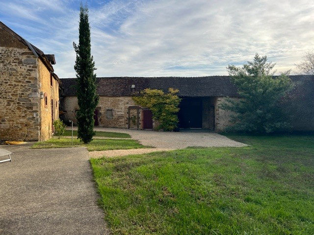 e1-exterieur-18562 e1-exterieur-18562