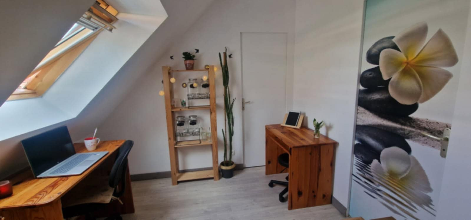 office space - 20 minutes from the circuit