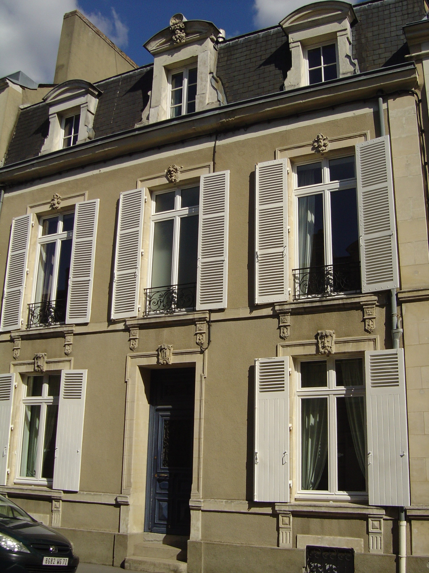 Extérieur_maison_lemans_24h_b&b