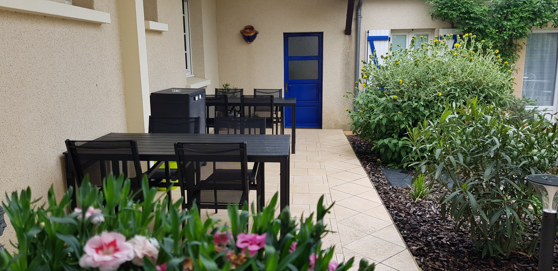 garden - Comfortable B&B just 7 minutes from the 24-hour race circuit
