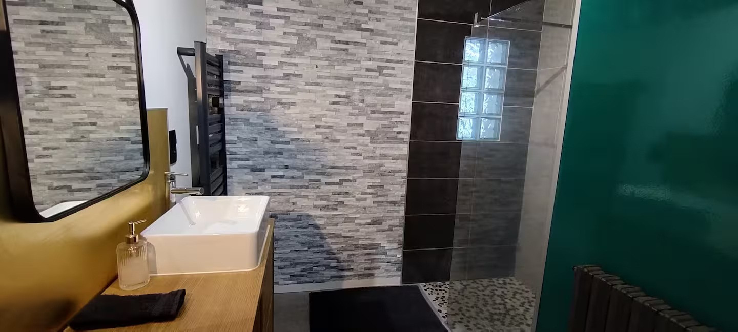 Maison 5 chambres à 6mn du circuit des 24 Heures Maison 5 chambres à 6mn du circuit des 24 Heures