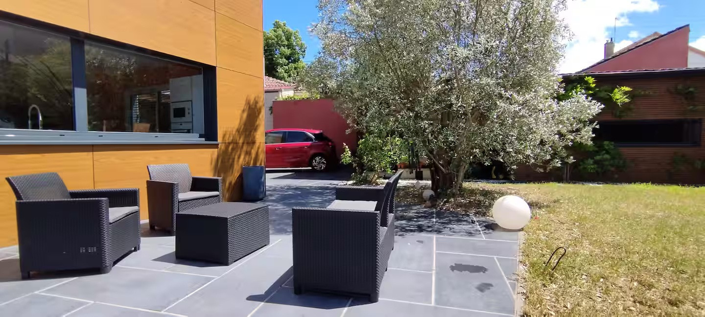 Maison 5 chambres à 6mn du circuit des 24 Heures Maison 5 chambres à 6mn du circuit des 24 Heures