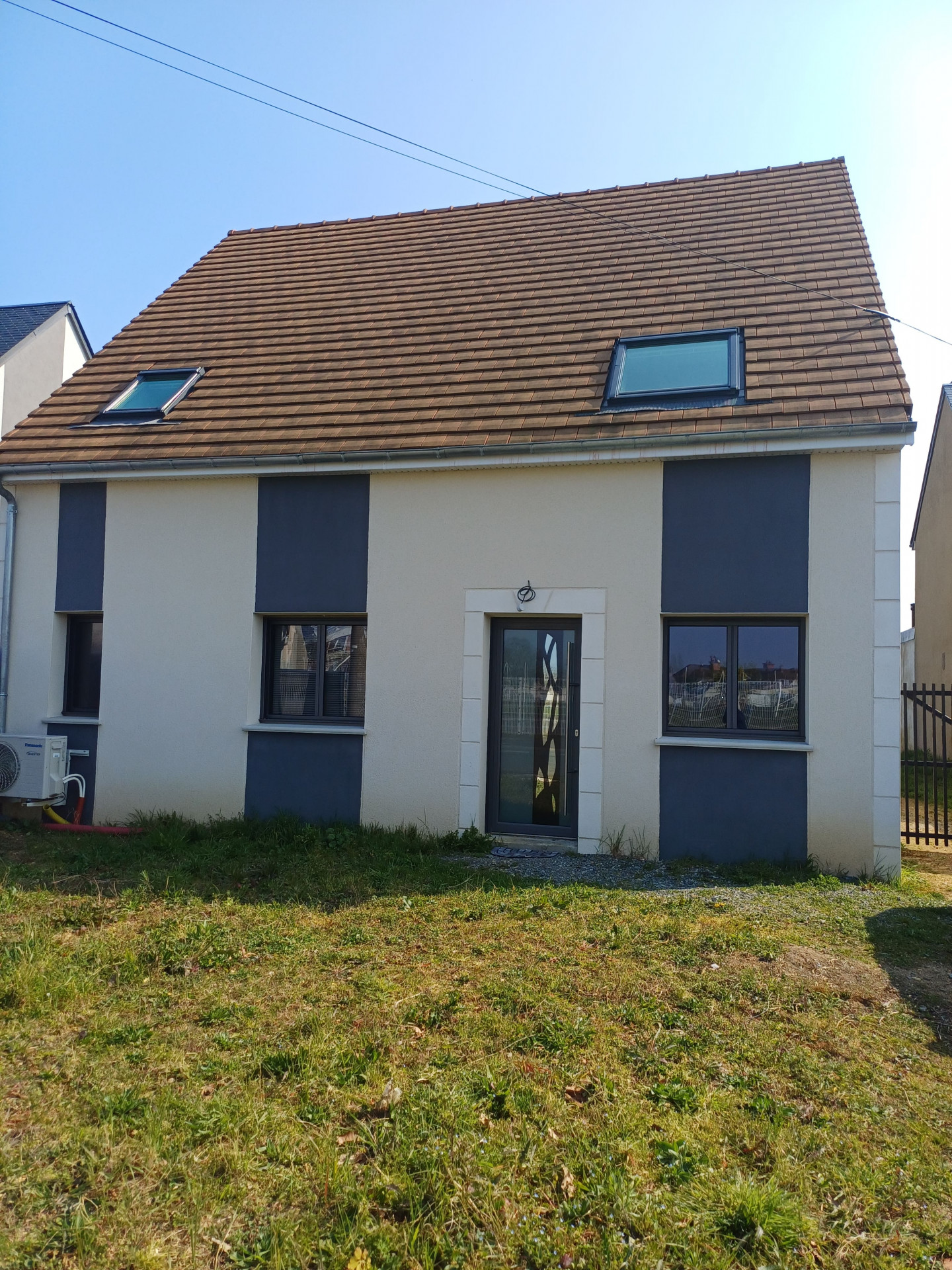 Maison - 6/8 personnes - accès possible à pied au circuit des 24H Maison - 6/8 personnes - accès possible à pied au circuit des 24H