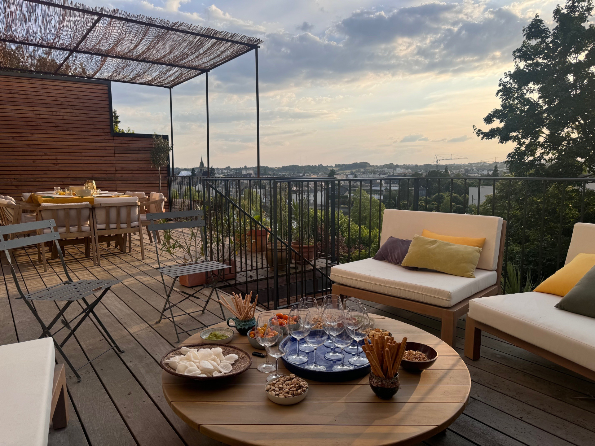 Maison pour 9 personnes en centre-ville du Mans Maison pour 9 personnes en centre-ville du Mans