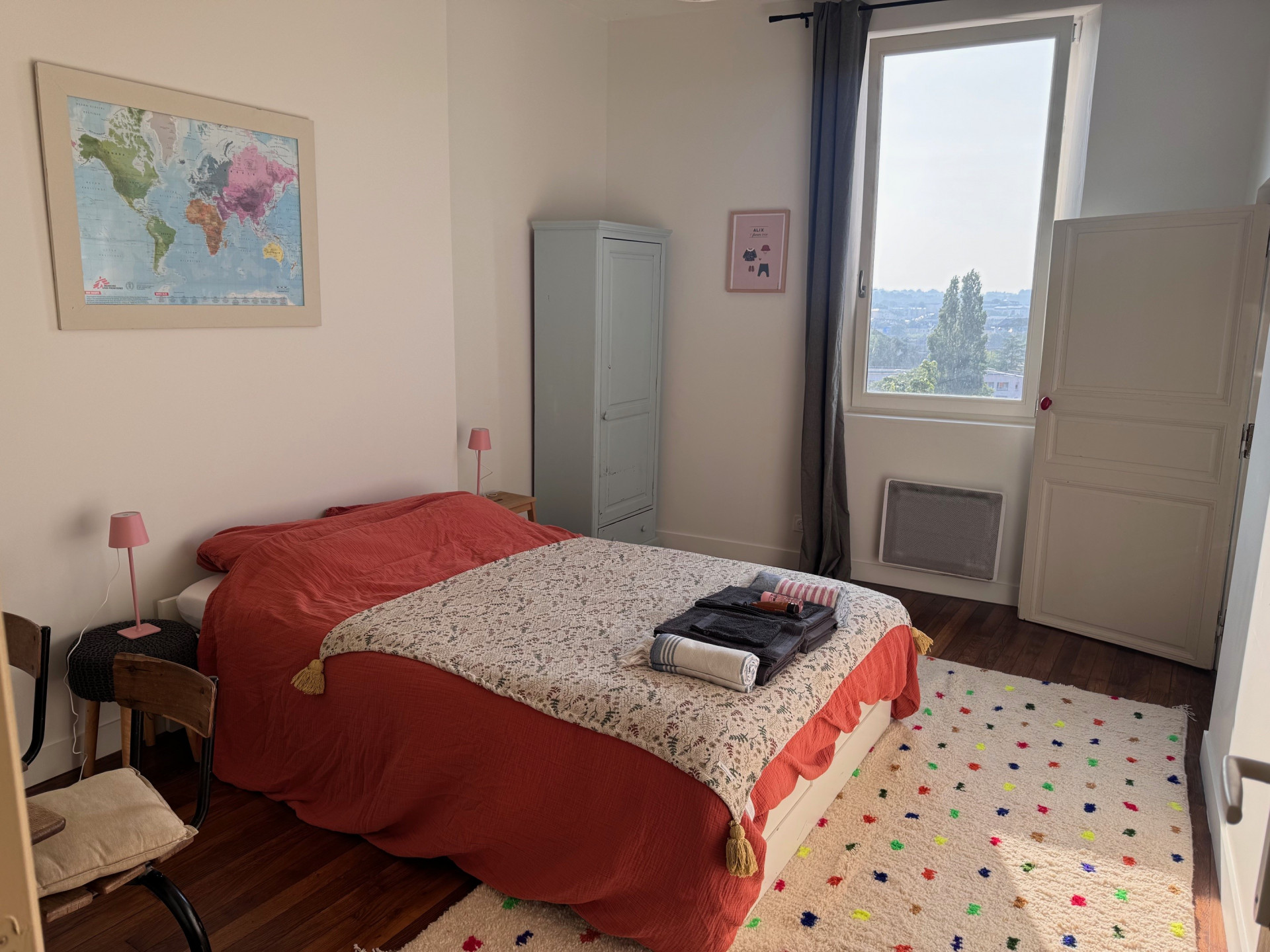 Maison pour 9 personnes en centre-ville du Mans Maison pour 9 personnes en centre-ville du Mans