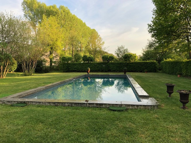 piscine- Maison d'hôtes à 40mn du circuit