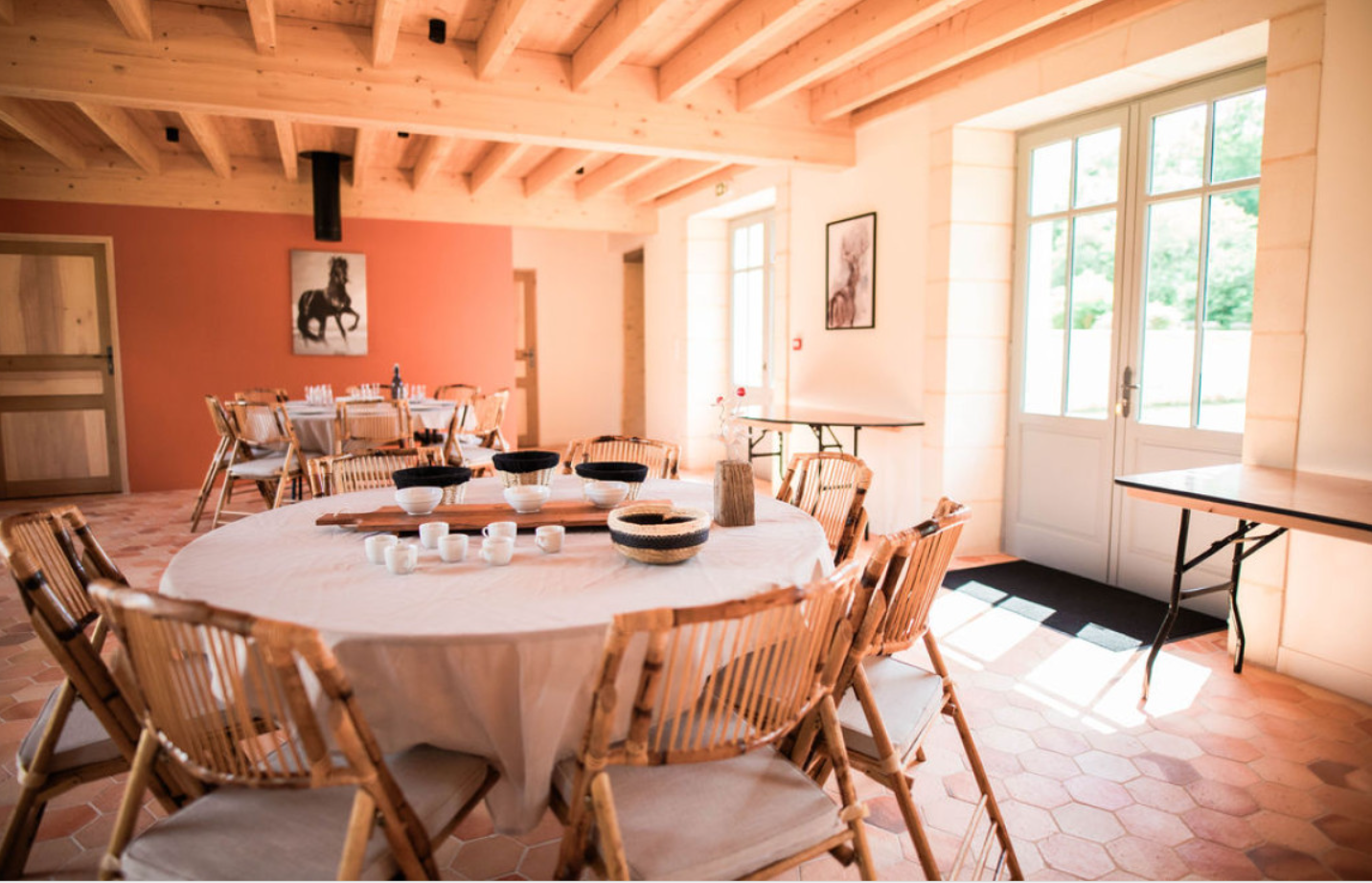 salle à manger - gîte à 12mn du circuit des 24H