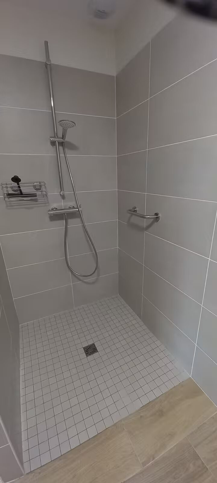 salle de bain 1 - 50mn du circuit des 24H