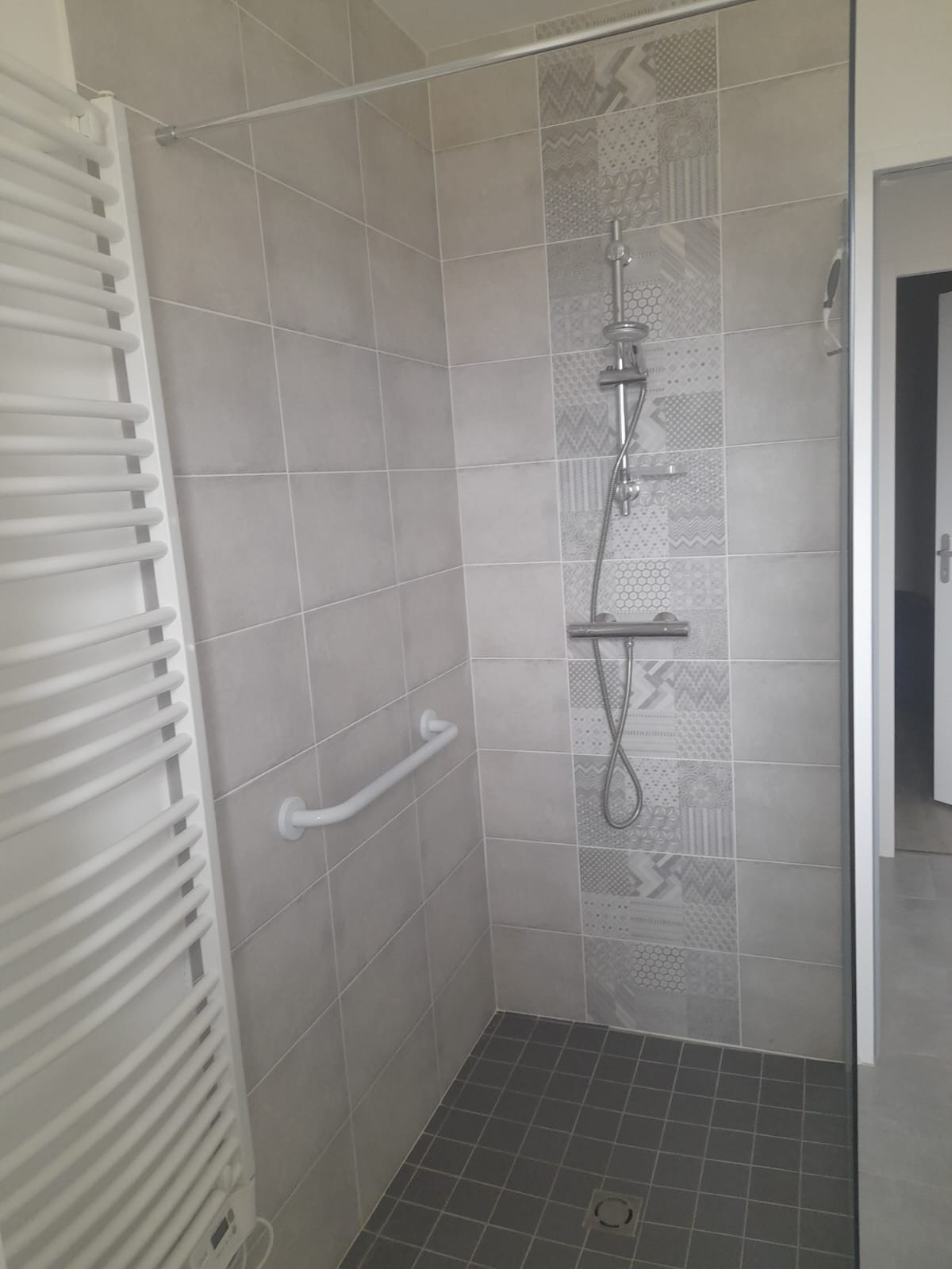 Salle de bain - 17mn du circuit des 24H