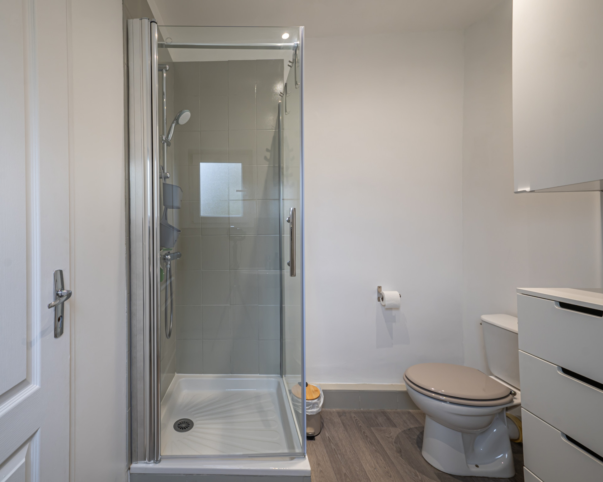 salle de bain - 20mn du circuit des 24H